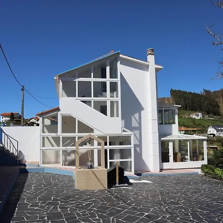 Nyaraló House With Ocean Views In Pantin - La Siesta House Valdoviño
