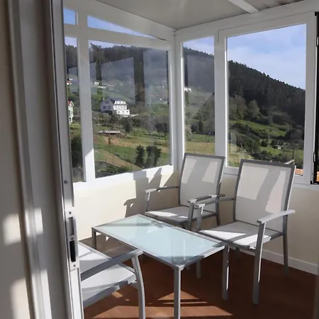 House With Ocean Views In Pantin - La Siesta House * Valdoviño